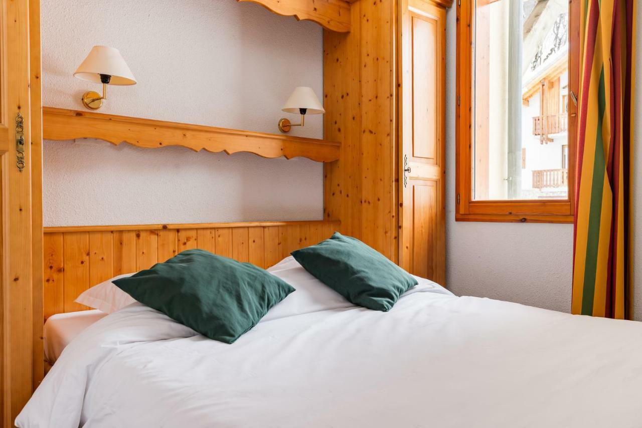 Travelski Home Select - Residence Les Chalets Du Galibier Valloire Exterior foto